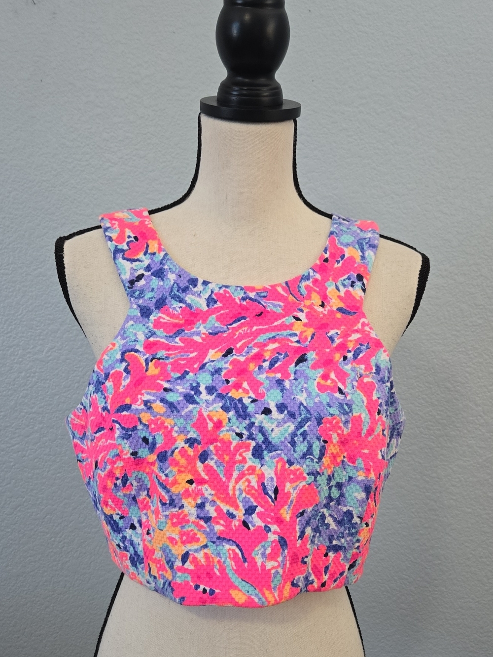 LILLY PULITZER Malitza Crop Top Side Zip Pink Blue Halter Cut Sz LARGE